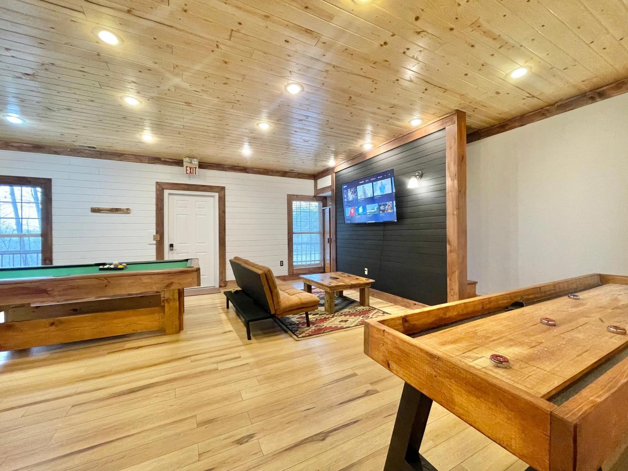 Lazy Bear Cabin Севьервилл Экстерьер фото