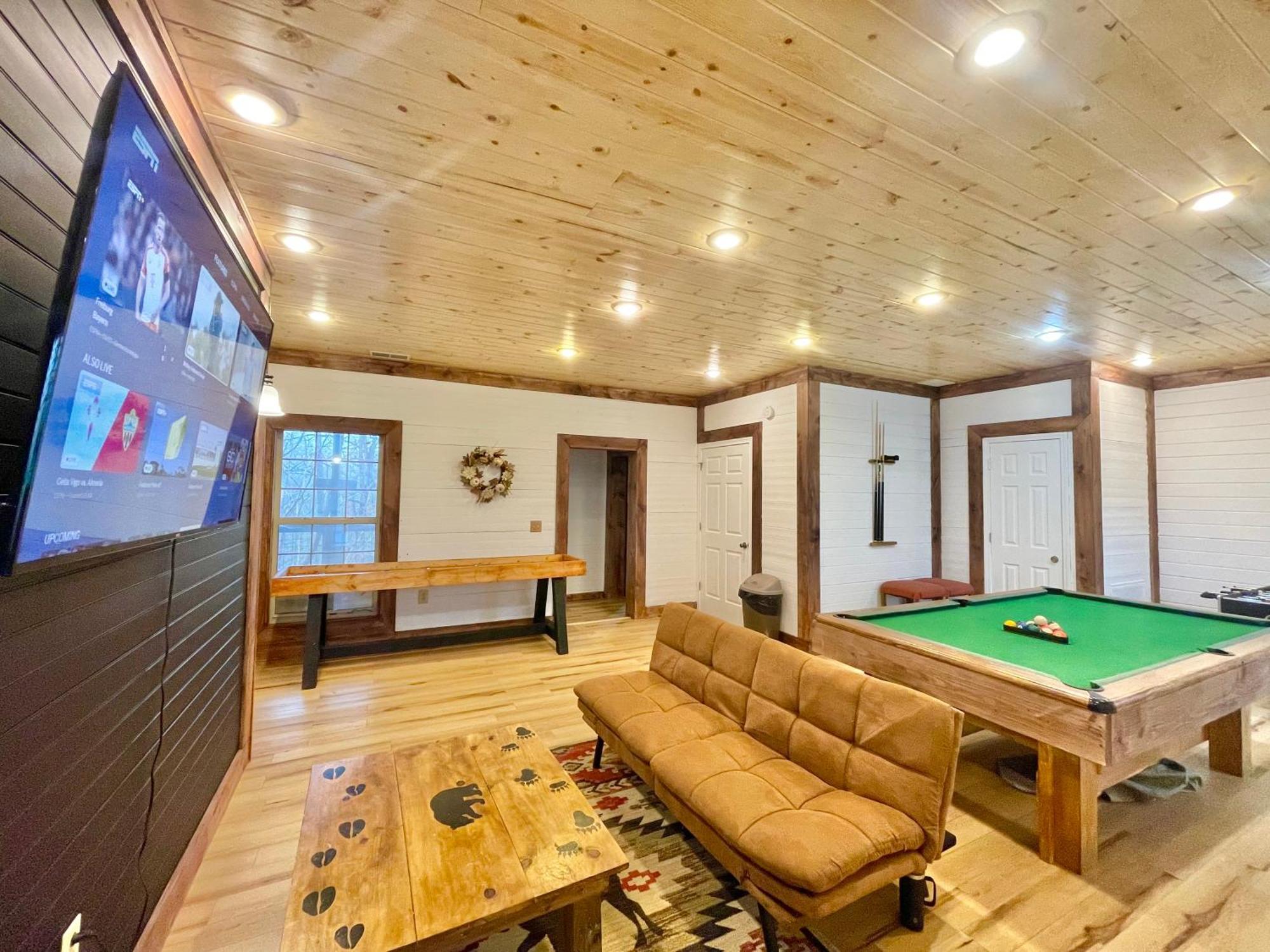 Lazy Bear Cabin Севьервилл Экстерьер фото