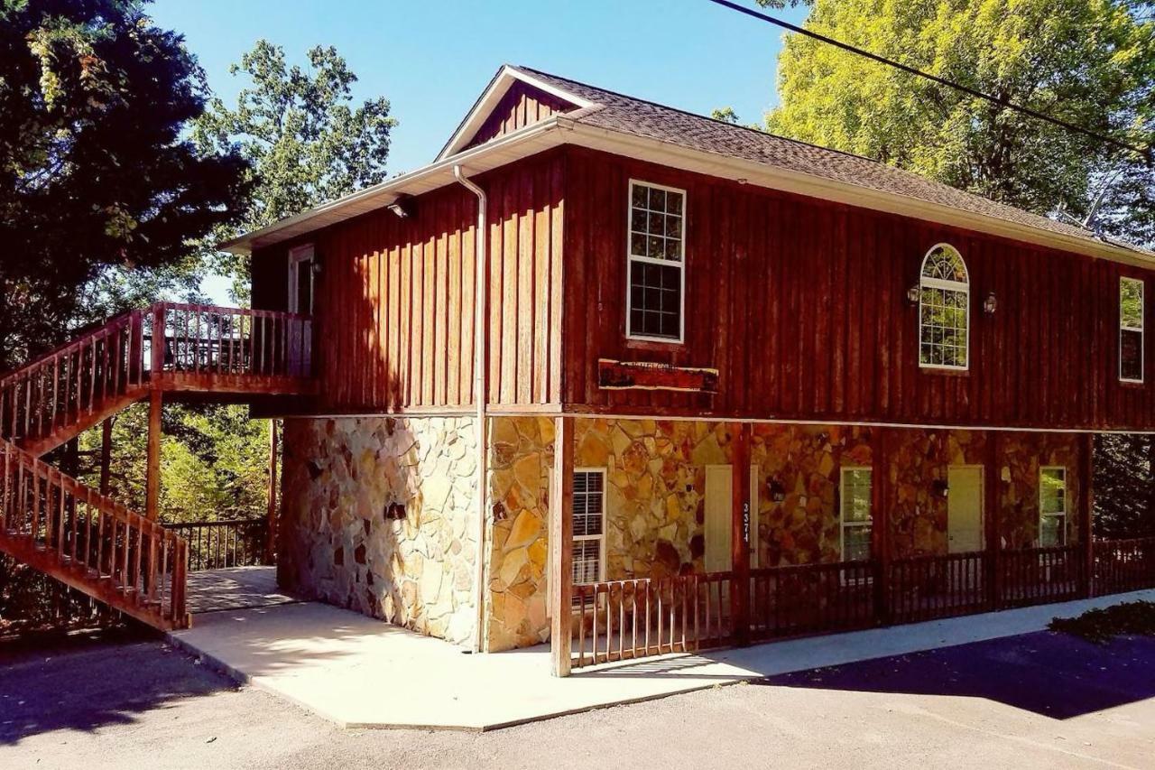 Lazy Bear Cabin Севьервилл Экстерьер фото